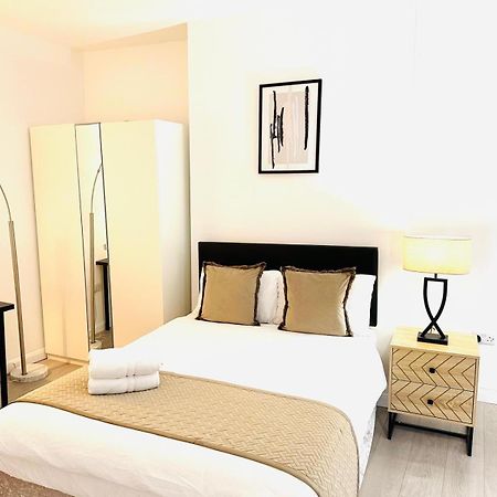 Westferry Hotell London Eksteriør bilde