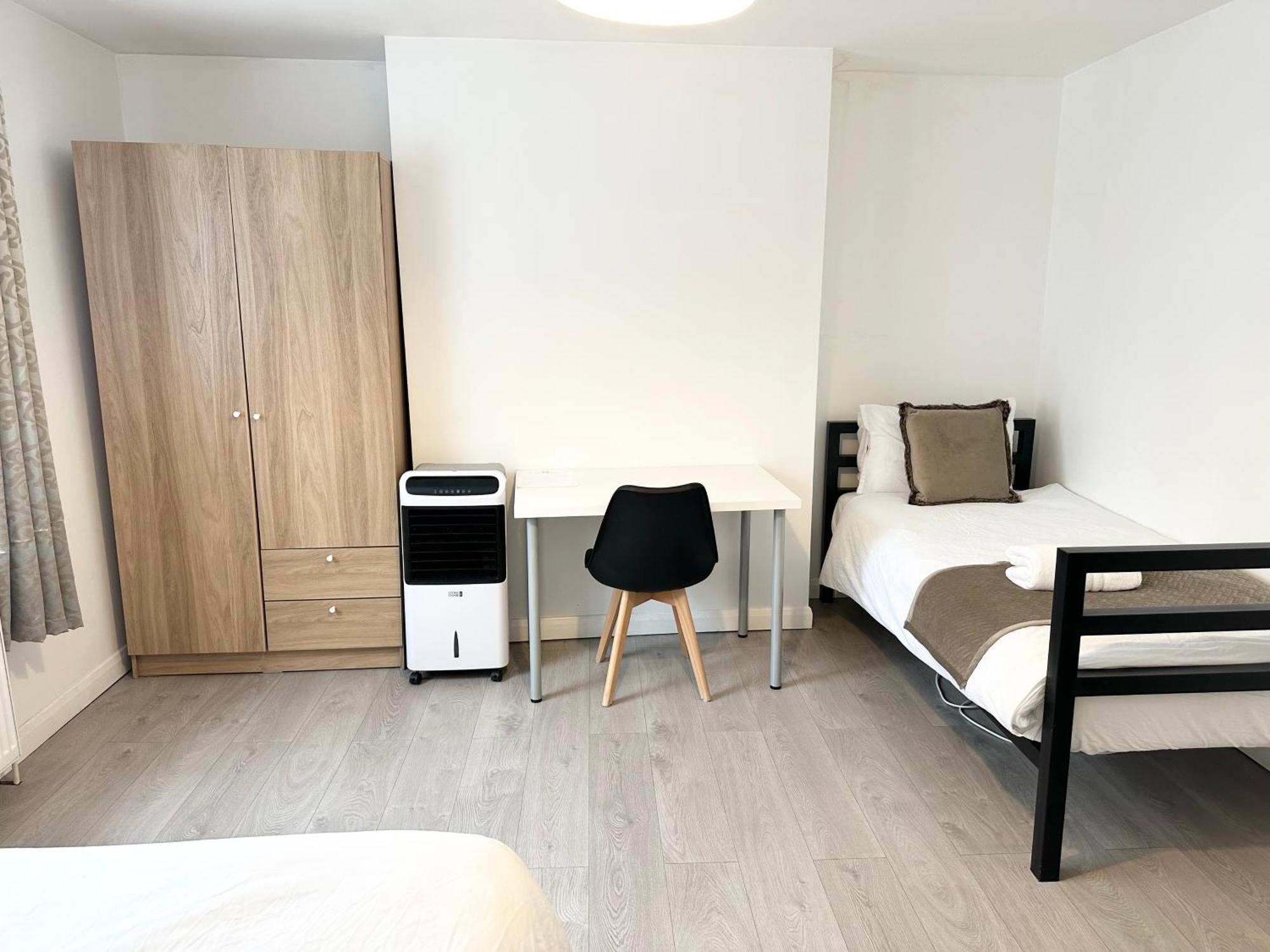 Westferry Hotell London Eksteriør bilde