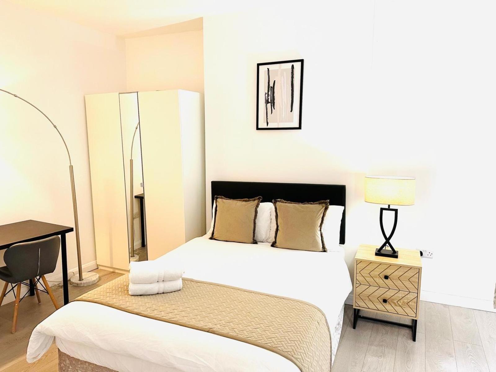 Westferry Hotell London Eksteriør bilde