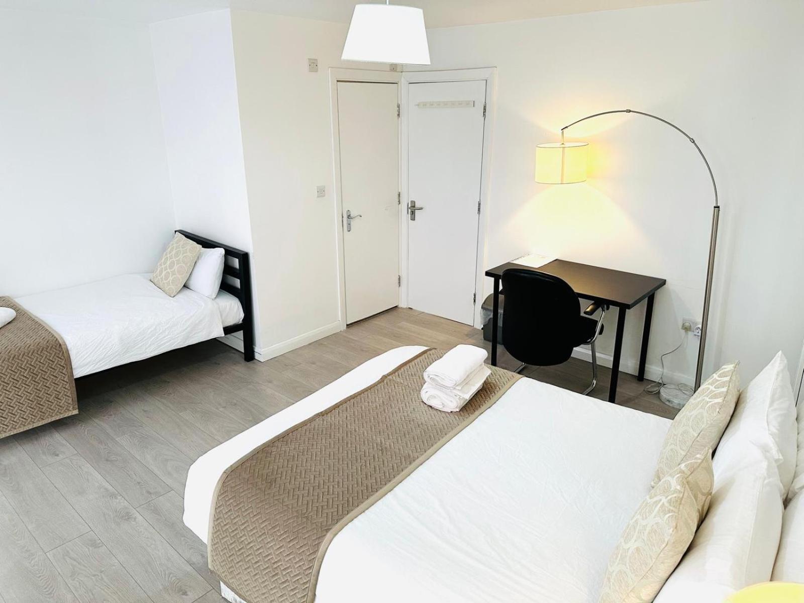Westferry Hotell London Eksteriør bilde